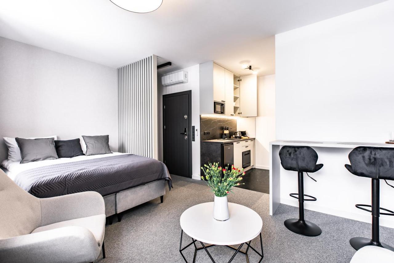 K20 Apartamenty Lodz - Dostep Na Kod Экстерьер фото